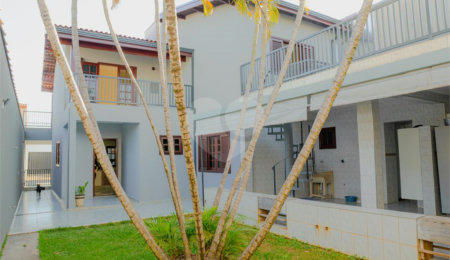 Casa à venda com 4 quartos, sendo 1 suíte,  em Jardim Planalto, Salto, SP