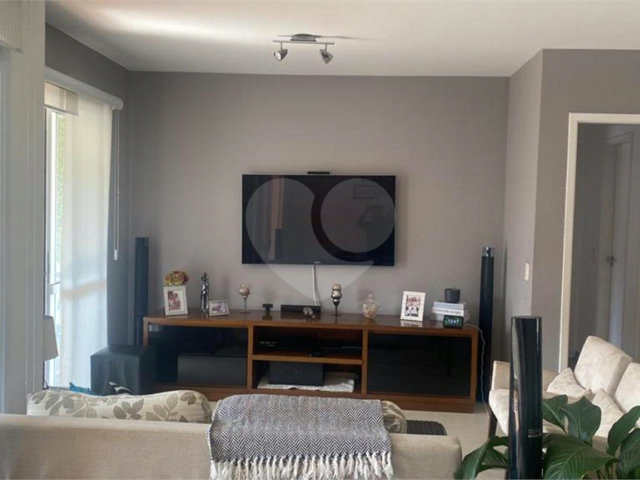 Apartamento à venda com 3 quartos, sendo 1 suíte,  em Horto, São Paulo, SP