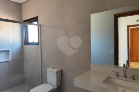 Casa à venda com 3 suítes no condomínio Recanto das Palmas, Vinhedo - SP