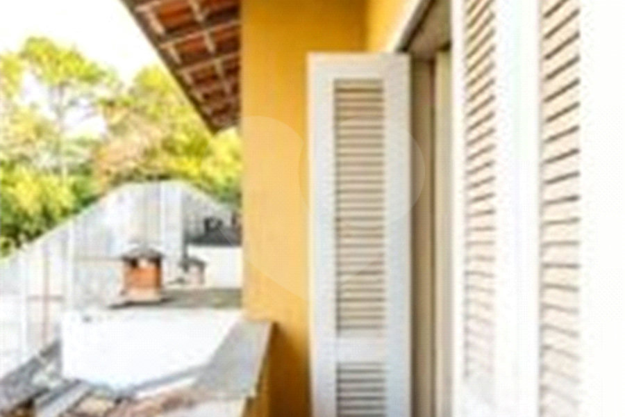 Casa à venda com 2 quartos, sendo 1 suíte,  no condomínio Village Palmas, São Paulo - SP