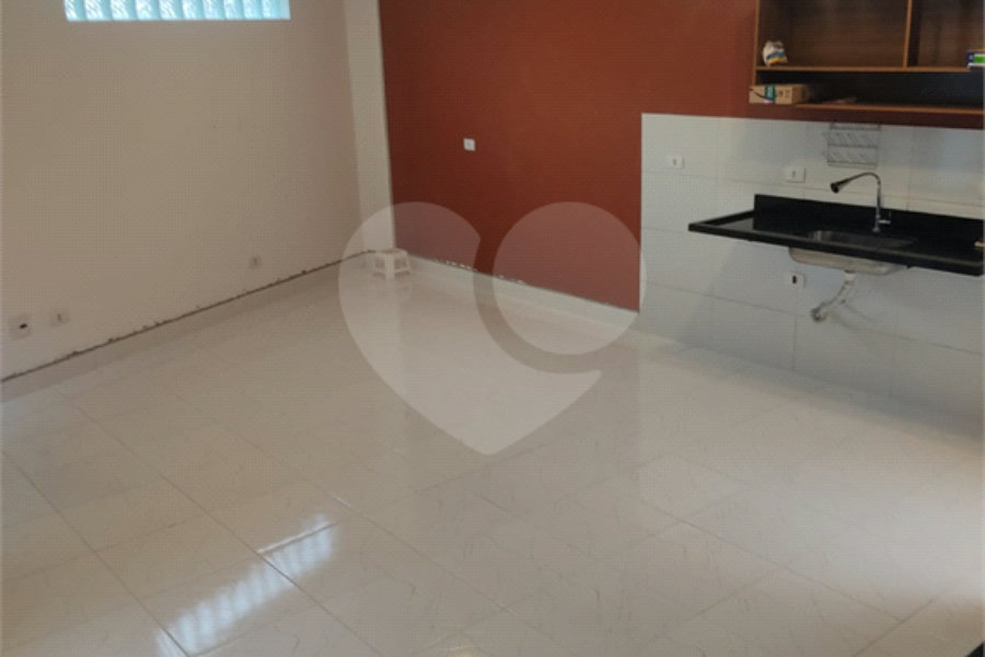 Casa à venda com 2 suítes no condomínio Ebe, São Paulo - SP
