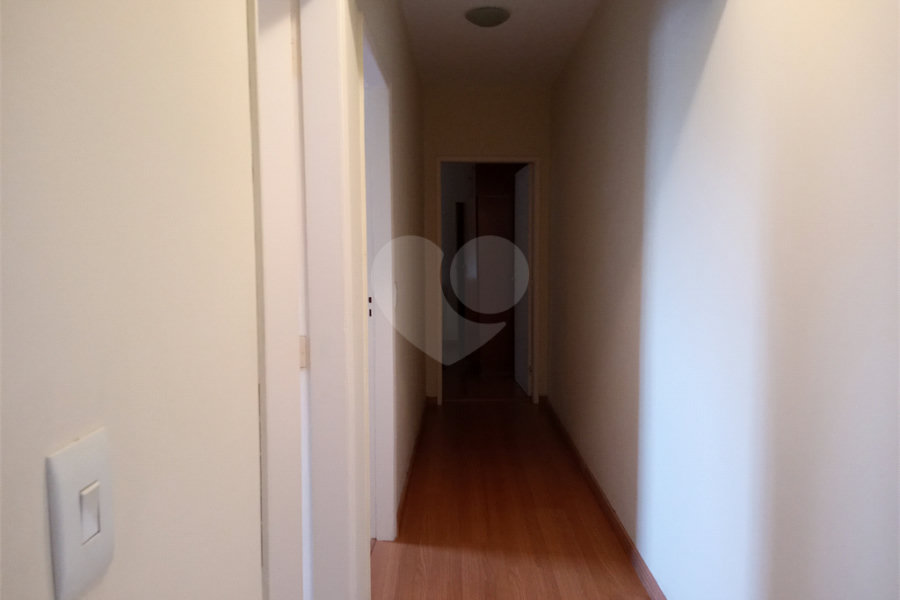 Sobrado à venda com 4 quartos em Horto, São Paulo, SP