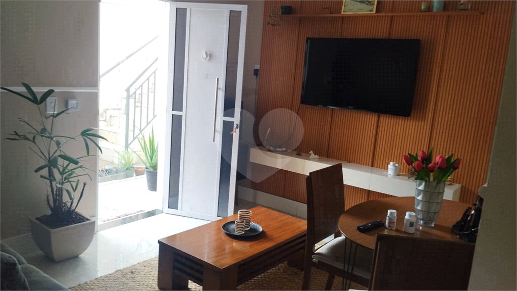 Apartamento à venda com 2 quartos, sendo 1 suíte,  em Vila Nova Socorro, Mogi das Cruzes, SP