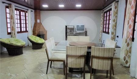 Chácara à venda com 3 quartos, sendo 2 suítes,  em Planalto Verde, São Roque, SP