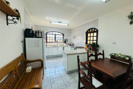 Casa à venda com 3 suítes em Parque Continental Ii, Guarulhos, SP