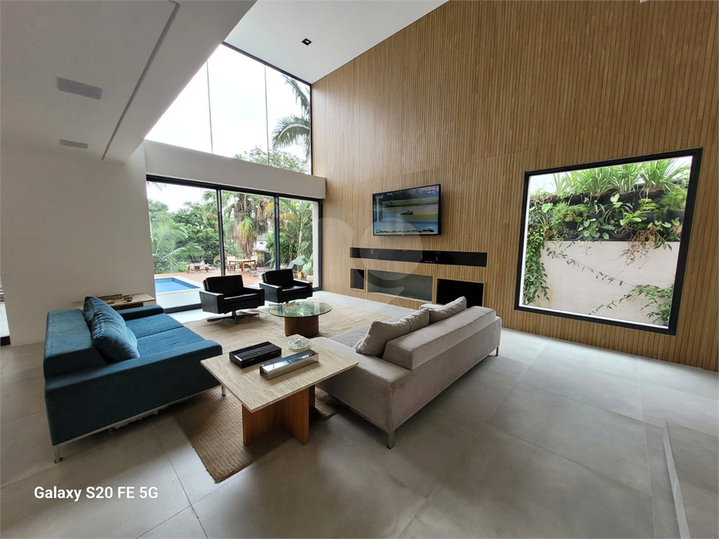 Casa à venda com 3 suítes em Jardim Prudência, São Paulo, SP