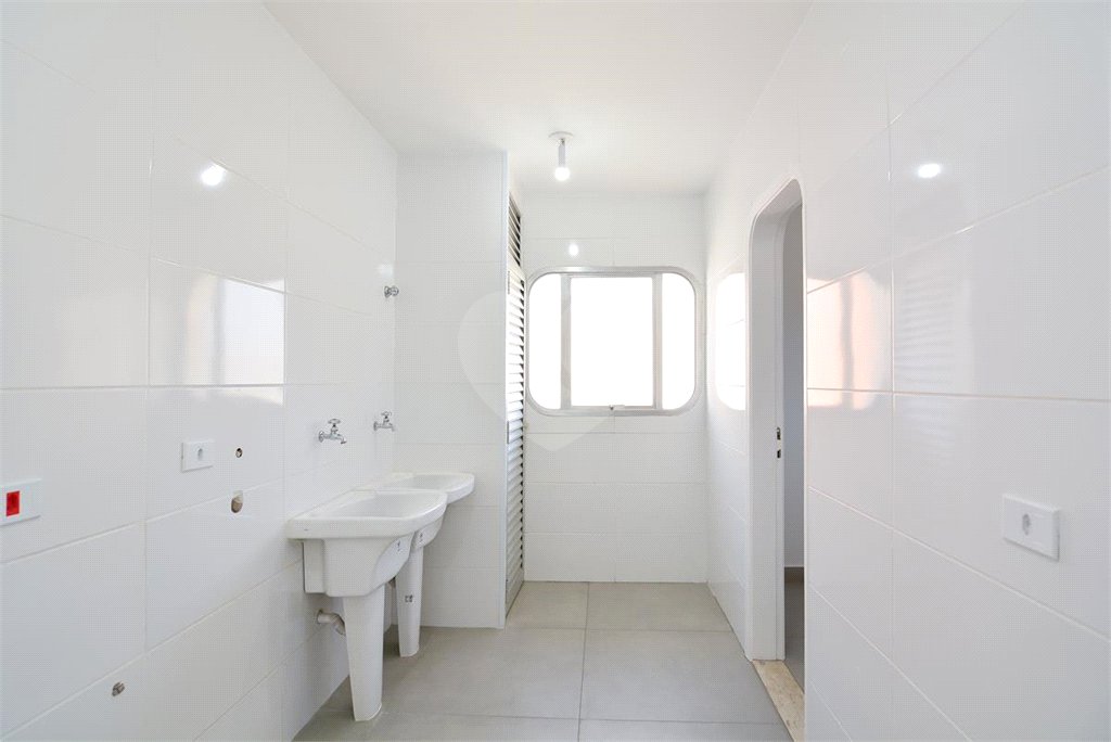 Apartamento à venda com 4 quartos, sendo 2 suítes,  em Brooklin Paulista, São Paulo, SP