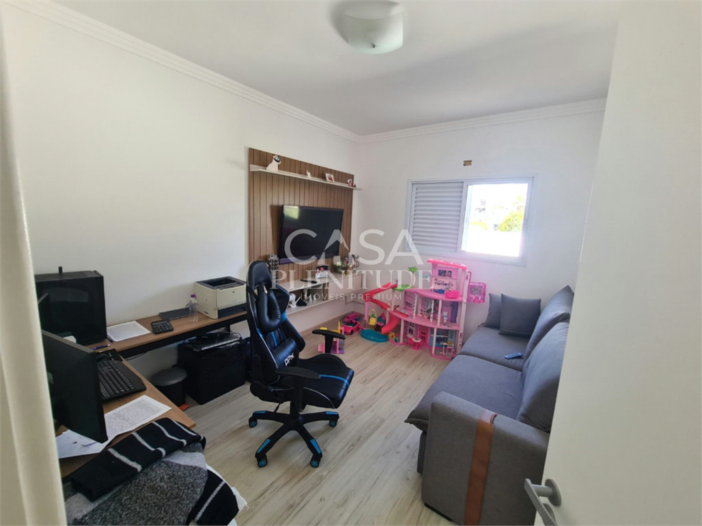 Casa em condomínio à venda com 3 quartos, sendo 1 suíte, em Wanel Ville, Sorocaba, SP