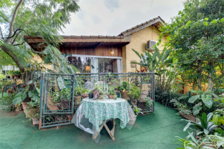 Casa Térrea à venda ou para alugar com 5 quartos, sendo 2 suítes,  em Jardim Prudência, São Paulo, SP