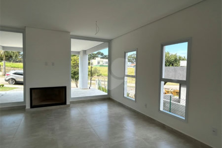 Casa à venda com 3 suítes no condomínio Vida Real, Itupeva - SP