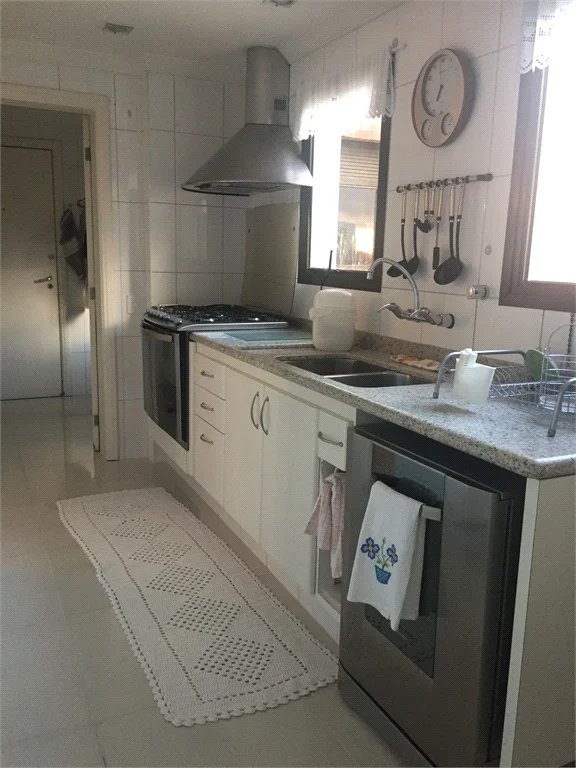 Apartamento à venda com 3 quartos, sendo 2 suítes, em Vila Suzana, São Paulo, SP