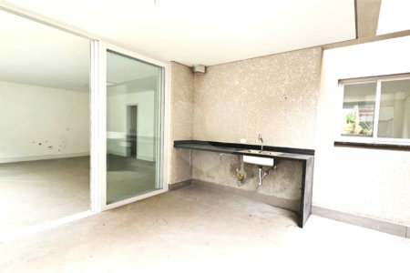 Casa à venda com 4 suítes no condomínio Vila Arese, São Paulo - SP