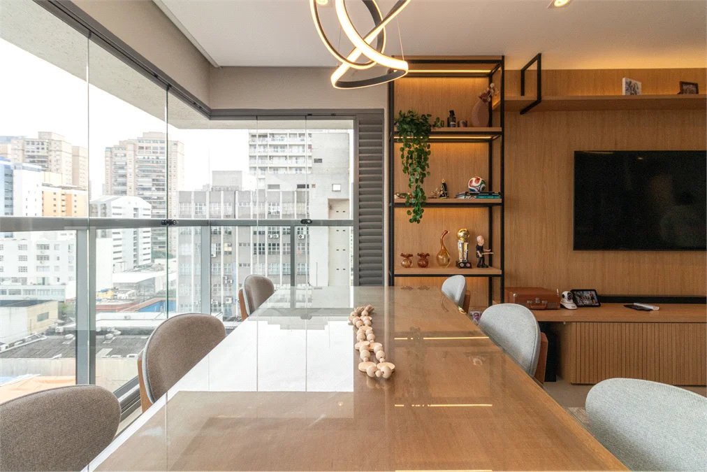 Apartamento à venda com 2 suítes em Santo Amaro, São Paulo, SP