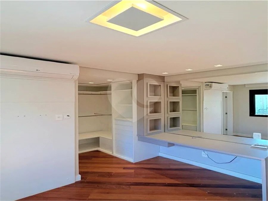 Apartamento para alugar com 2 suítes em Vila Andrade, São Paulo, SP