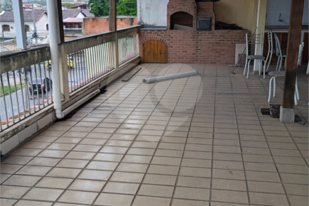 Casa à venda com 5 quartos, sendo 1 suíte, em Bangu, Rio de Janeiro, RJ
