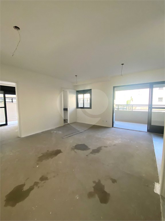 Apartamento à venda com 3 quartos, sendo 1 suíte, em Jardim Satélite, São José dos Campos, SP