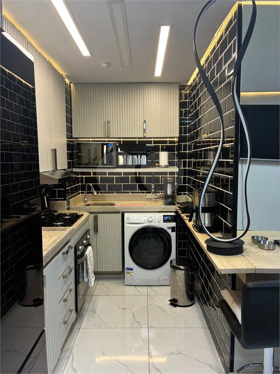 Apartamento à venda com 2 quartos em Santo Amaro, São Paulo, SP