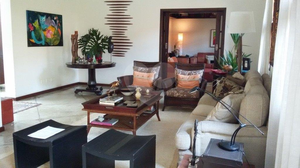 Casa à venda ou para alugar com 4 quartos, sendo 3 suítes, em Lapa, São Paulo, SP