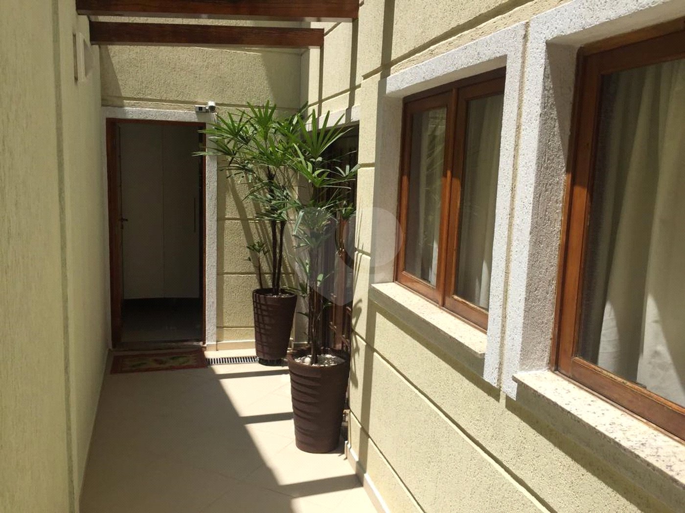 Sobrado à venda com 3 suítes em Horto, São Paulo, SP