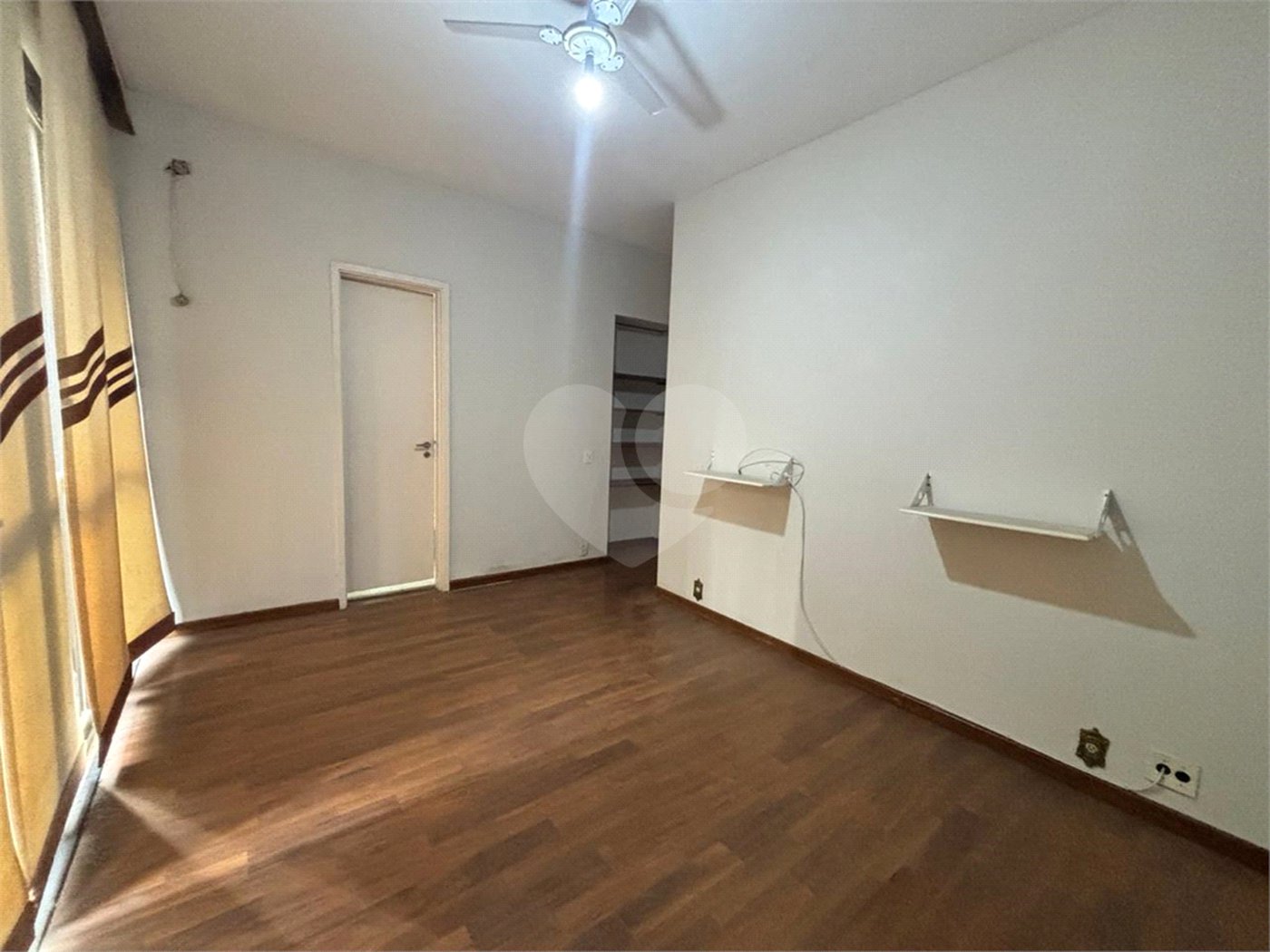 Apartamento à venda com 3 quartos, sendo 1 suíte, em Tijuca, Rio de Janeiro, RJ