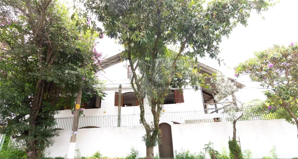 Casa à venda com 4 quartos, sendo 1 suíte, em Vila Tiradentes, São Paulo, SP