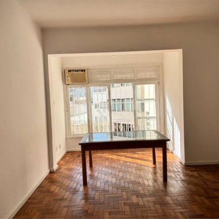 Apartamento à venda com 2 quartos, sendo 1 suíte, em Lagoa, Rio de Janeiro, RJ