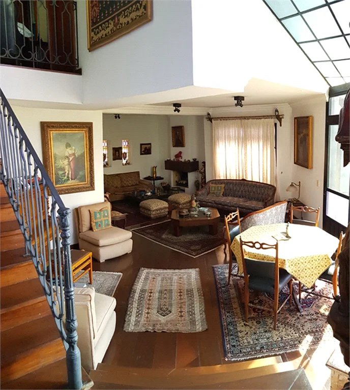 Duplex à venda com 3 suítes em Vila Suzana, São Paulo, SP