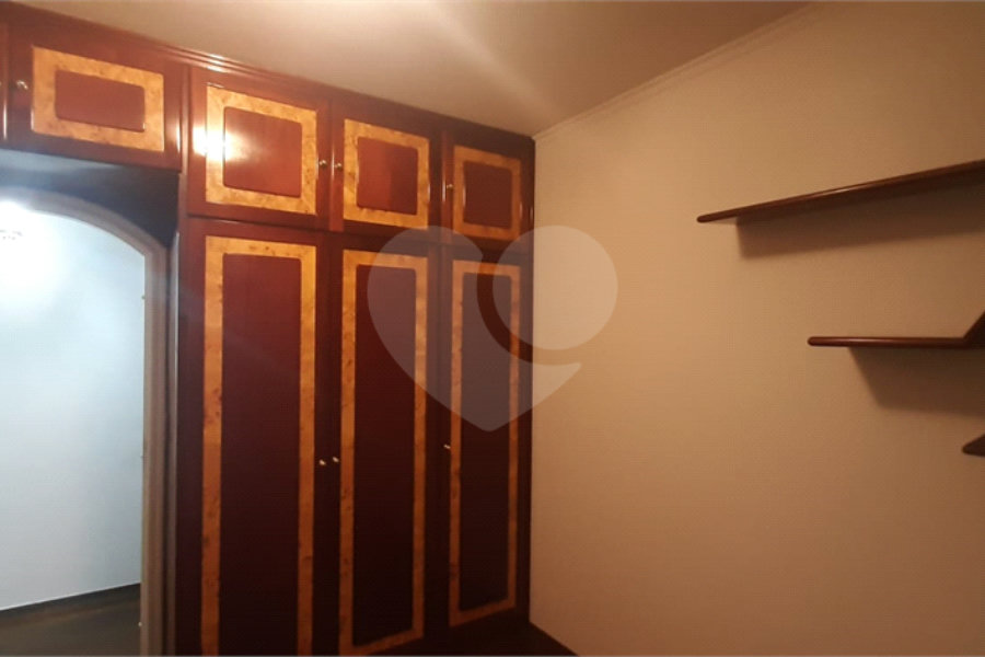Sobrado à venda com 4 quartos, sendo 2 suítes, em Jardim França, São Paulo, SP