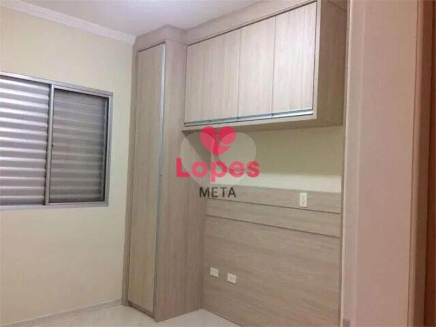 Apartamento à venda com 3 quartos, sendo 1 suíte, em Cidade Morumbi, São José dos Campos, SP