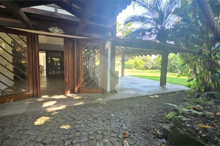 Casa em condomínio à venda com 5 quartos, sendo 3 suítes, em Barra da Tijuca, Rio de Janeiro, RJ