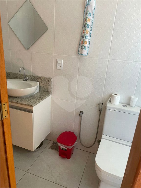 Casa à venda com 6 quartos, sendo 2 suítes, em Novo Eldorado, Contagem, MG
