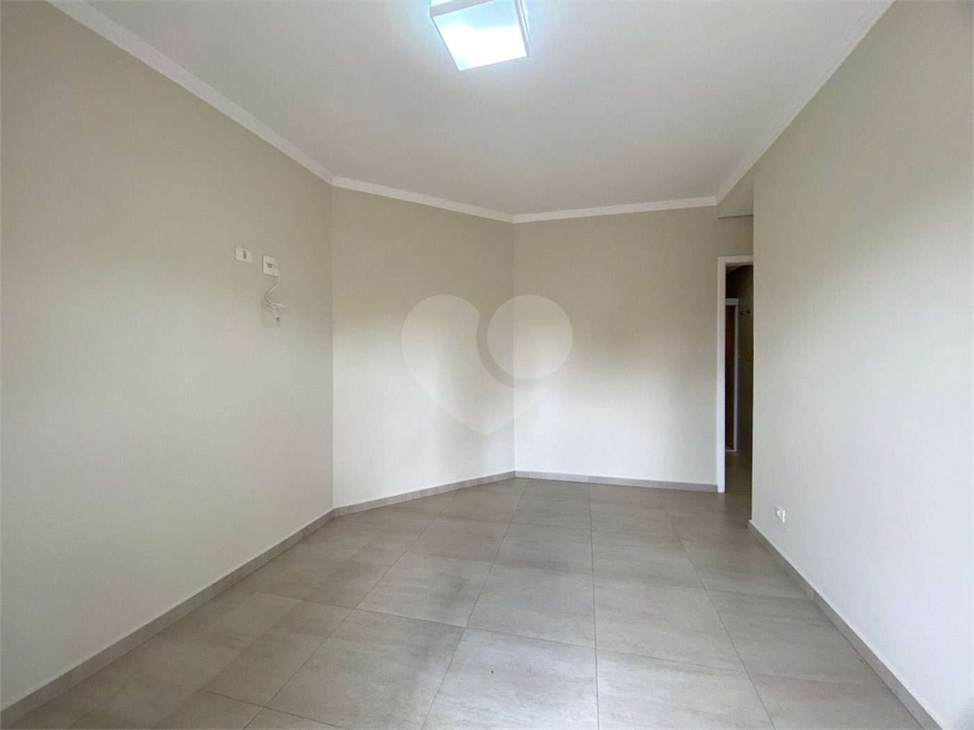 Apartamento à venda ou para alugar com 2 quartos, sendo 1 suíte, em Parada Inglesa, São Paulo, SP