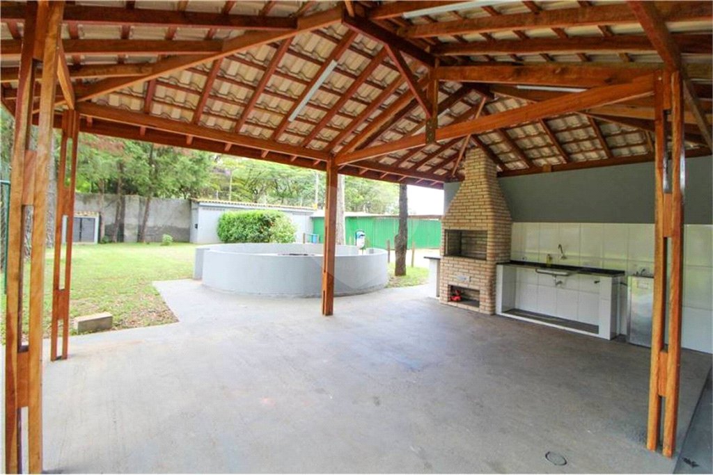Casa à venda com 4 quartos, sendo 2 suítes, no condomínio Eco Clube Vivendas do Lago, Sorocaba - SP