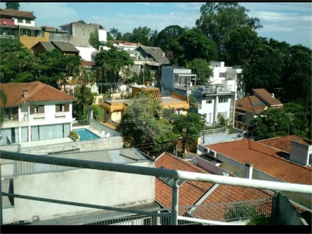 Sobrado à venda com 6 suítes em Tremembé, São Paulo, SP