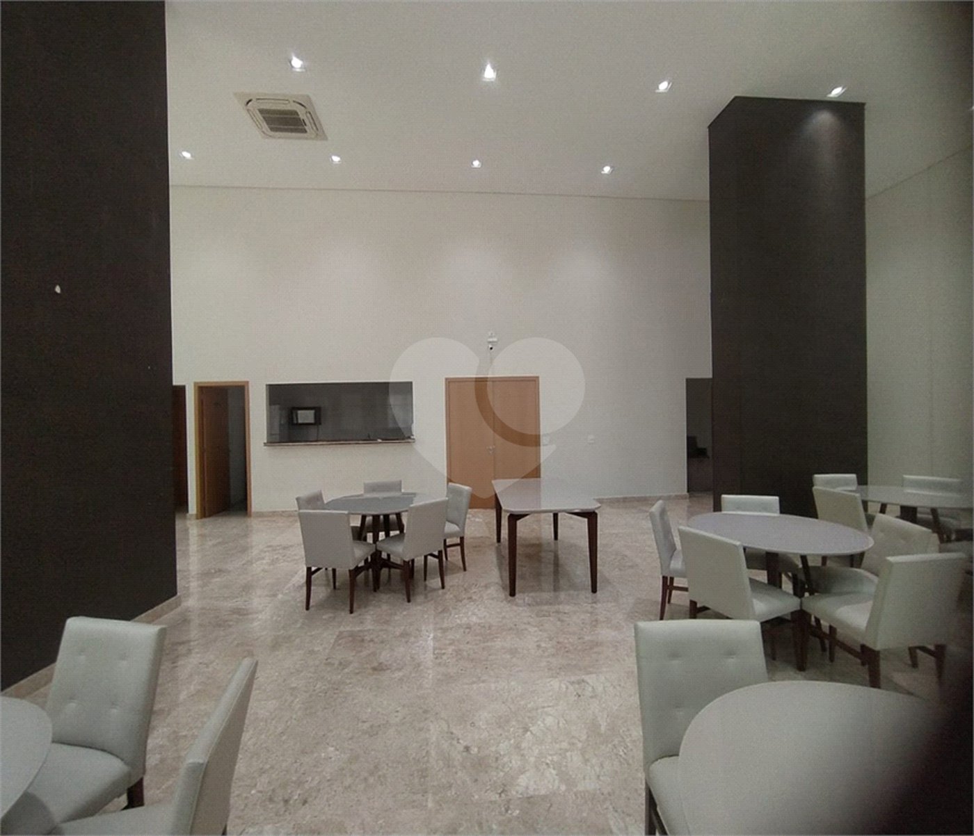 Cobertura à venda com 2 quartos em Santana, São Paulo, SP