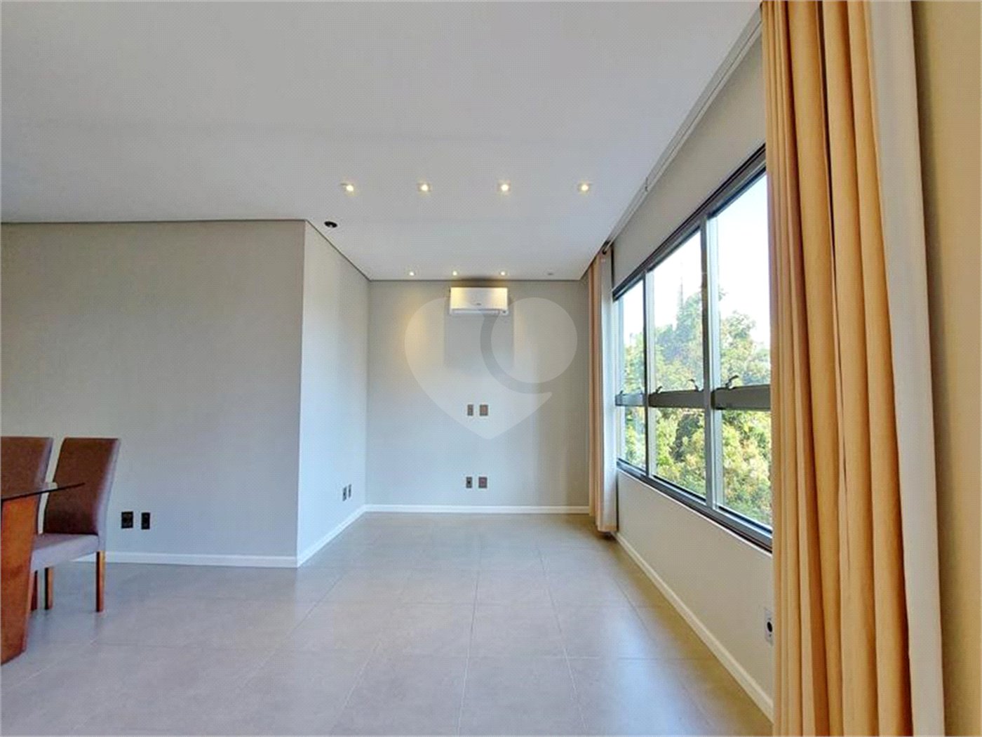 Apartamento à venda com 1 suíte em Jardim das Acácias, São Paulo, SP