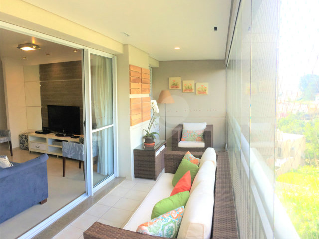 Apartamento à venda com 4 quartos, sendo 2 suítes,  em Morumbi, São Paulo, SP