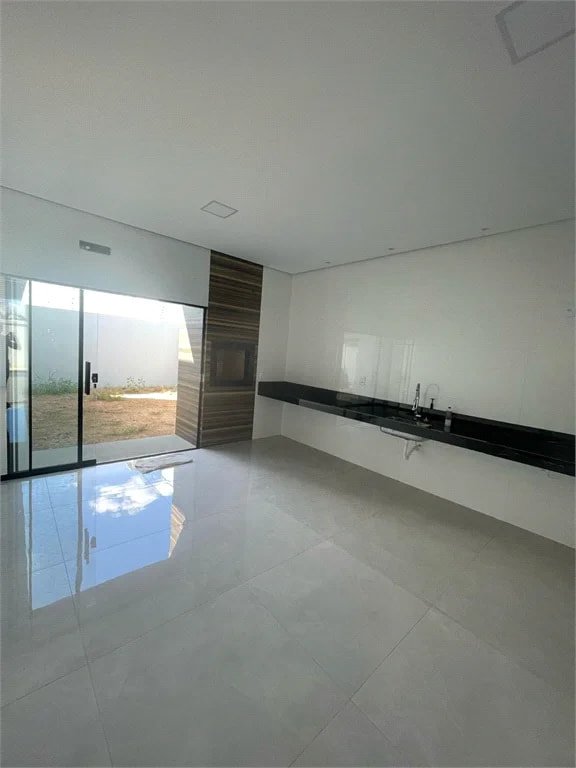 Casa à venda com 3 quartos, sendo 1 suíte, em Loteamento Jardim Europa, Balsas, MA