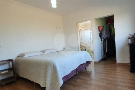 Chácara à venda com 4 quartos, sendo 1 suíte, em Vista Alegre, Vinhedo, SP