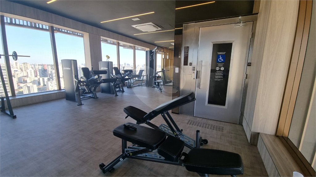 Apartamento à venda com 1 quarto em Vila Nova Conceição, São Paulo, SP