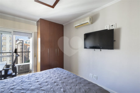 Apartamento à venda com 4 quartos, sendo 2 suítes, em Indianópolis, São Paulo, SP