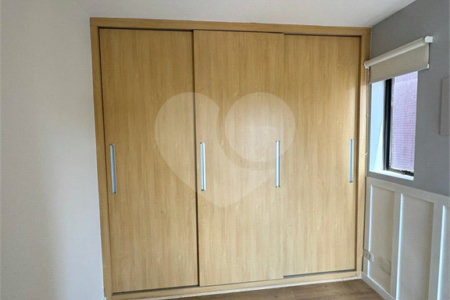 Apartamento à venda com 1 quarto em Vila Suzana, São Paulo, SP