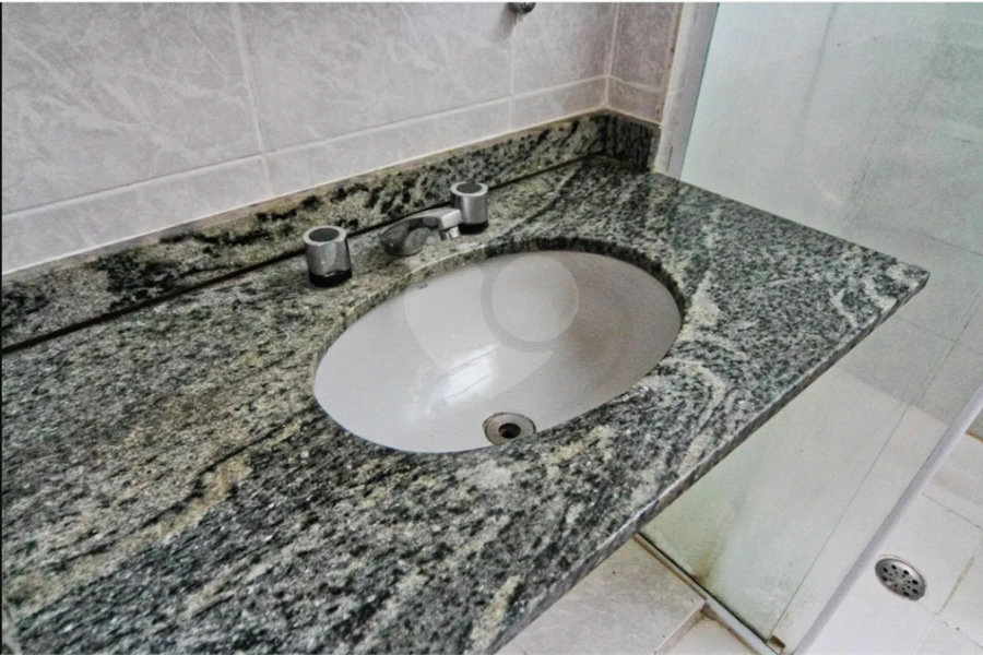 Sobrado à venda com 3 quartos em Santana, São Paulo, SP