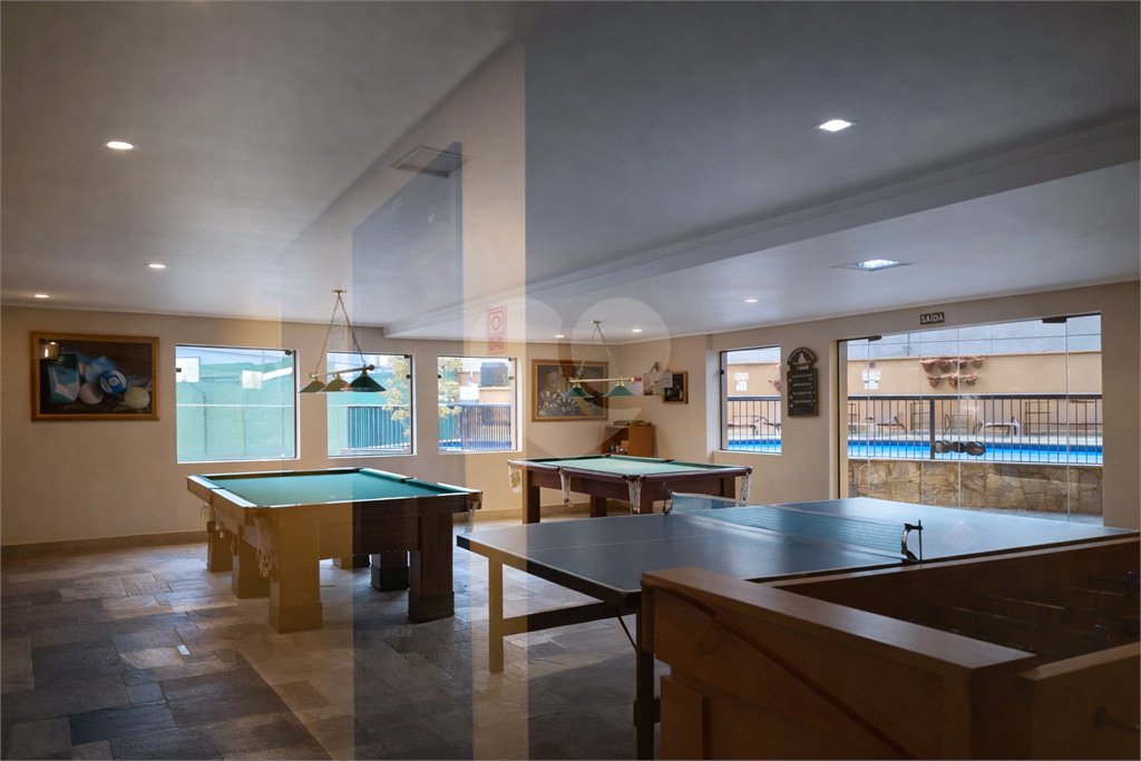 Apartamento à venda com 3 quartos, sendo 1 suíte,  em Enseada, Guarujá, SP
