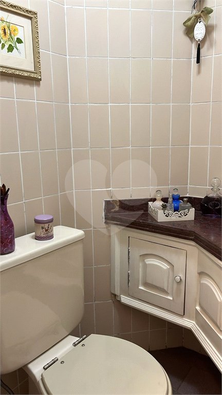 Apartamento à venda com 3 quartos, sendo 1 suíte,  em Jardim das Acácias, São Paulo, SP