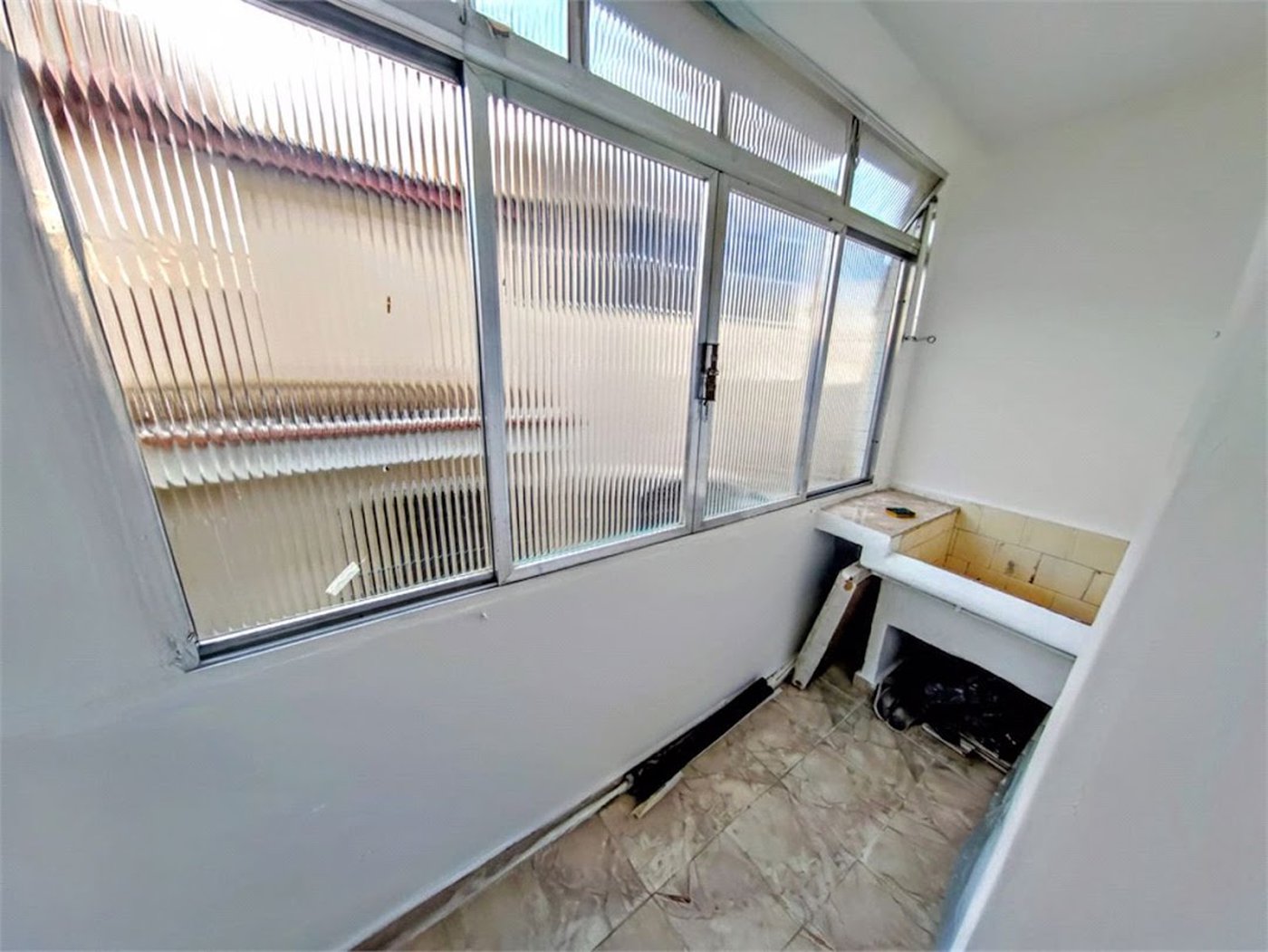 Apartamento Residencial à venda, Embaré, Santos - AP0460.
