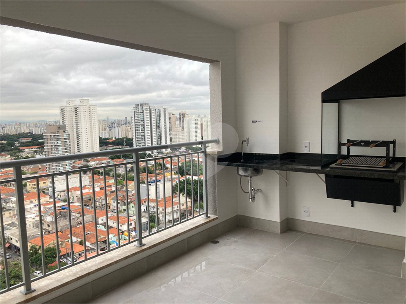 Apartamento à venda com 2 quartos, sendo 1 suíte,  em Vila Dom Pedro I, São Paulo, SP
