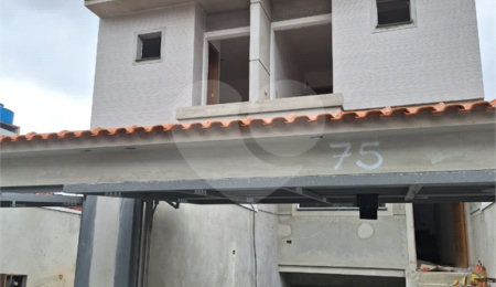 Sobrado à venda com 3 quartos, sendo 1 suíte,  em Vila Medeiros, São Paulo, SP