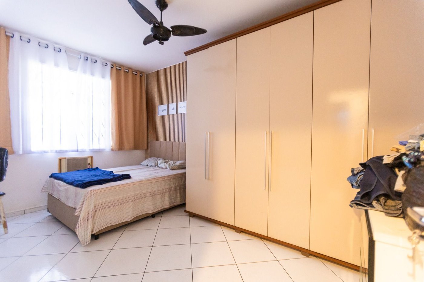 Apartamento com 2 dormitórios à venda, 65 m² por R$ 410.000,00 - Embaré - Santos/SP