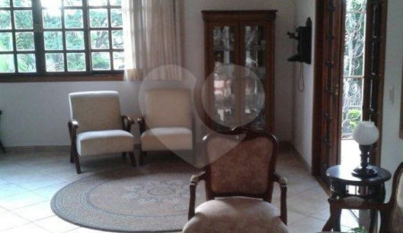 Sobrado à venda com 4 quartos, sendo 3 suítes,  em Jardim São Bento, São Paulo, SP